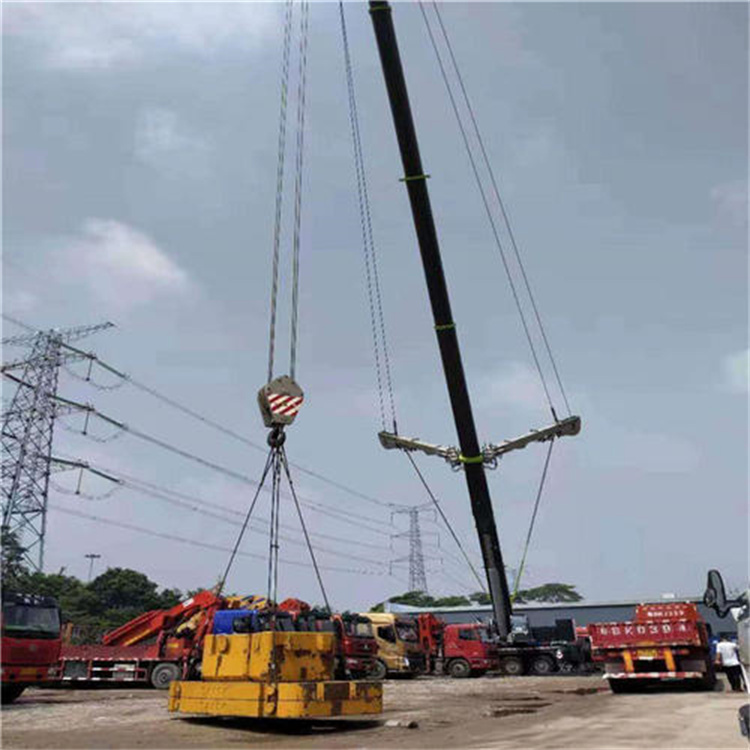 隆广镇风电设备吊装